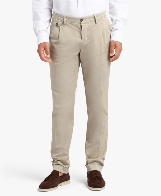 Brooks Brothers Pantalone chino kaki regular fit in cotone con doppia pince Khaki CPCHI030COBSP002KHAKP001